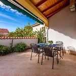 Fuer 6 Personen By Interhome