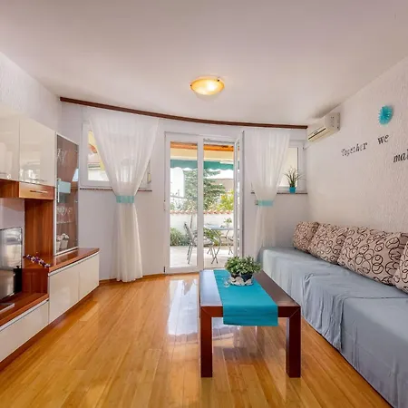 Fuer 6 Personen By Interhome Apartmán