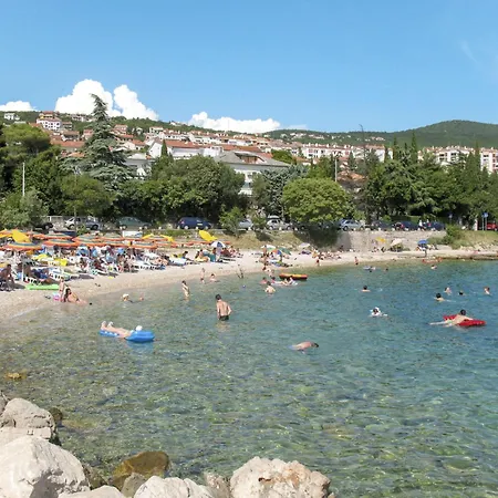 Fuer 6 Personen By Interhome * Crikvenica