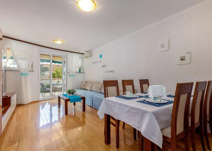 Fuer 6 Personen By Interhome Lejlighed Crikvenica